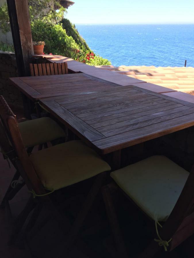 Le Baou " Les Pieds Dans L'Eau " Apartment Carqueiranne Exterior photo